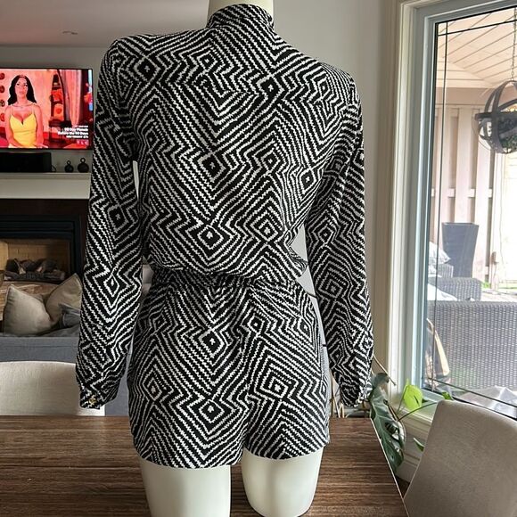 Michael Kors lightweight print romper black and white - Picture 3 of 6